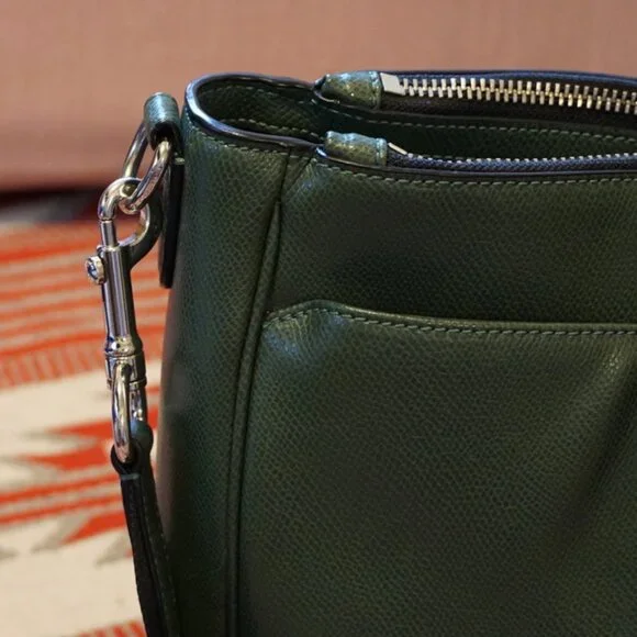 Beautiful Dark Green Coach Work or Day Bag in Like New Condition - Picture 5 of 16